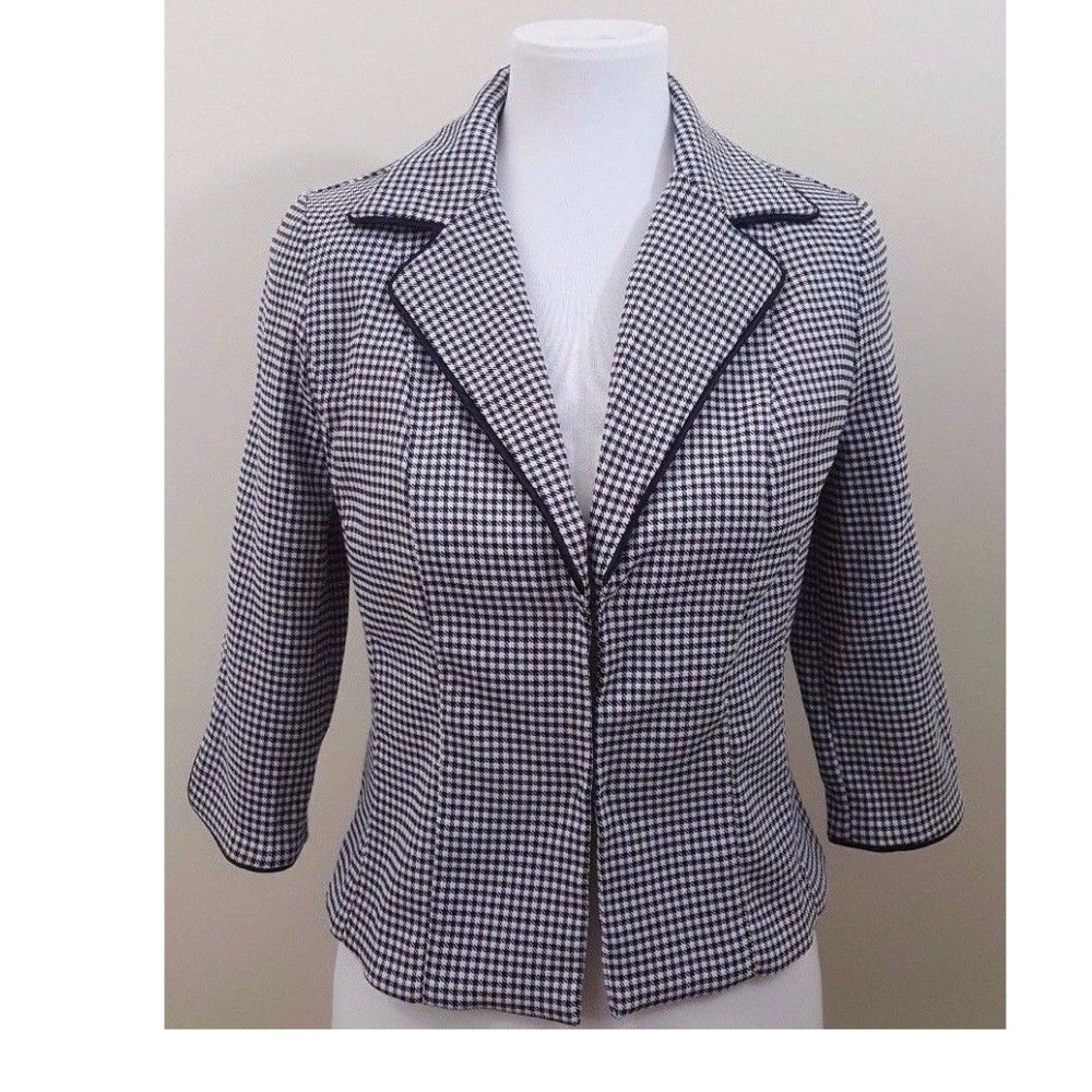 Kate Rosy 3/4 Sleeve Blazer